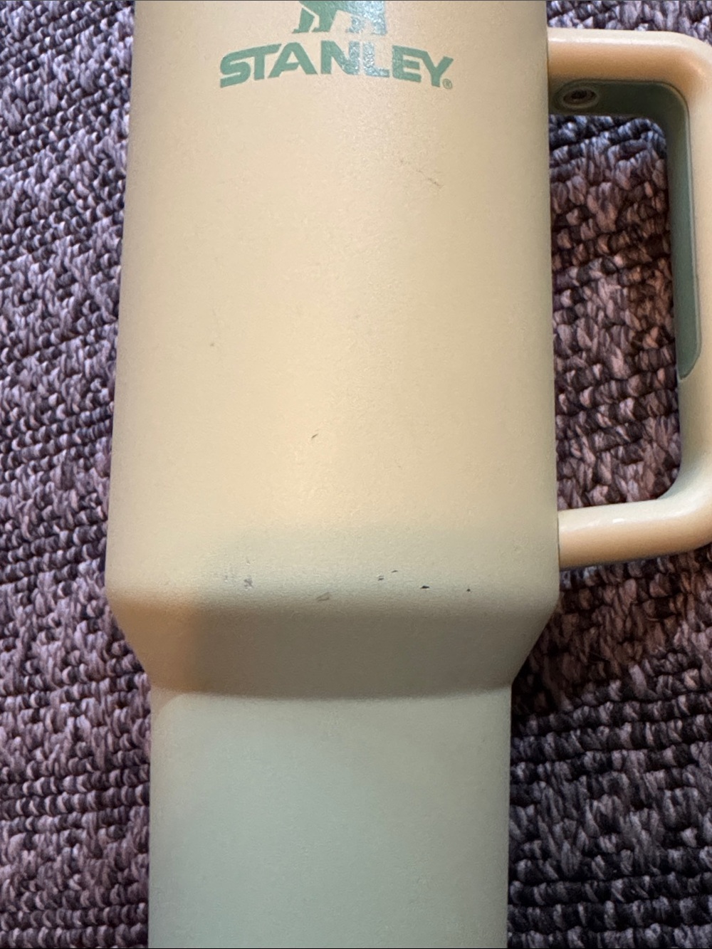 Stanley Cup 40oz With Straw Two Tone Green - Picture 5 of 7